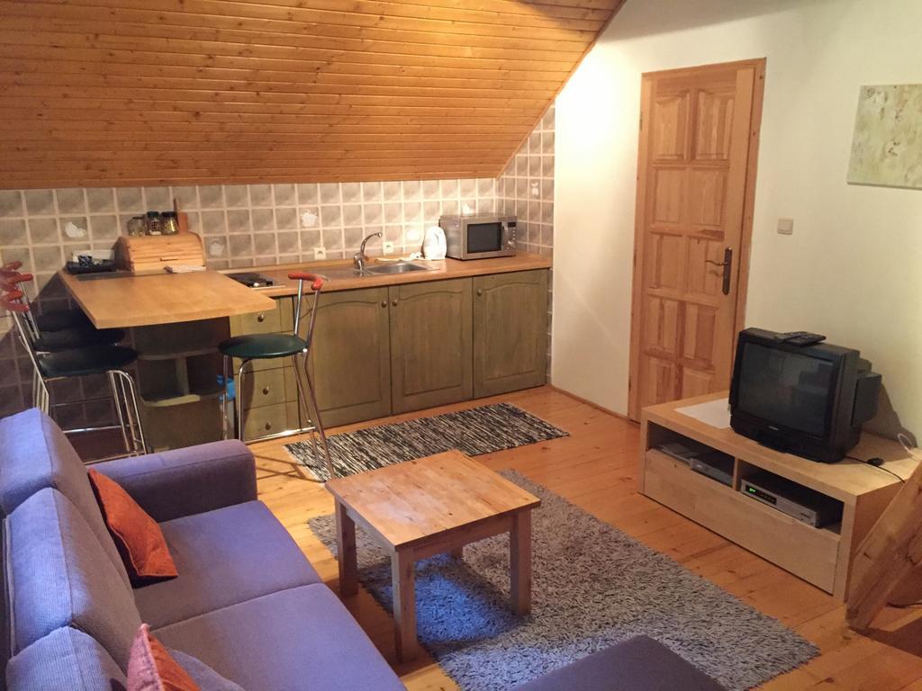 Apartments Huty Экстерьер фото